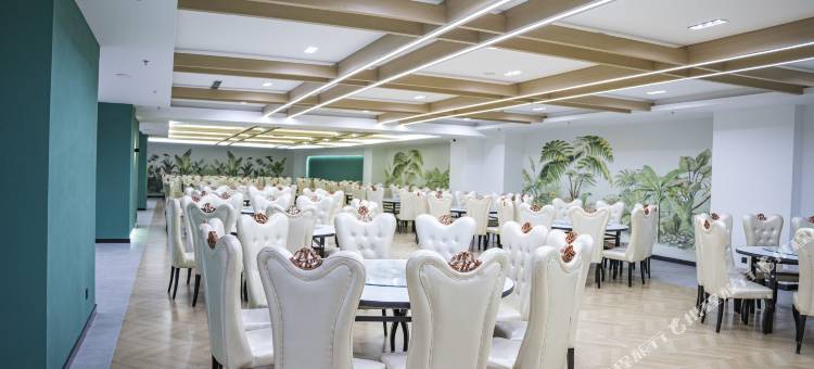 艺龙万国酒店(呼和浩特玉泉区昭君路店)图片