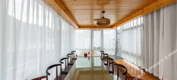 拉萨市城关区河畔客栈图片