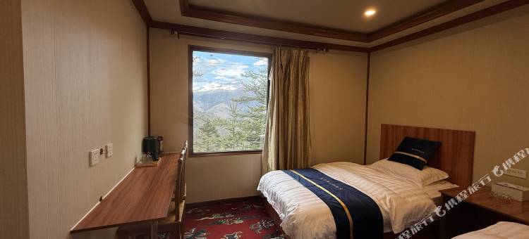 新龙措卡湖休闲山庄图片