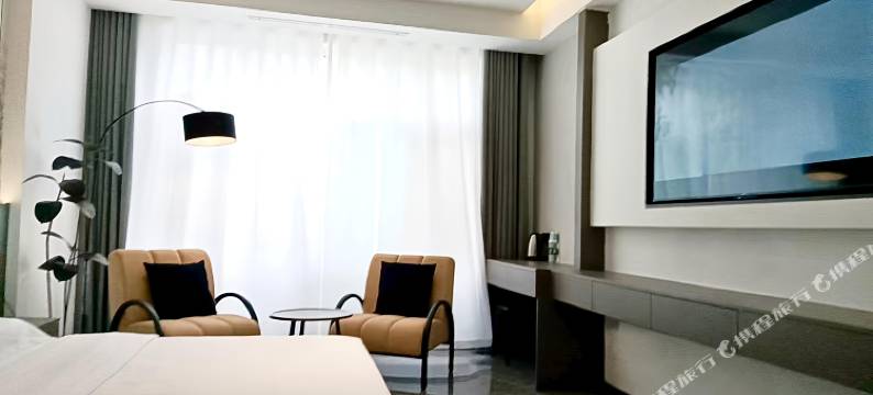 柒月棋牌公寓(博商购物广场店)图片