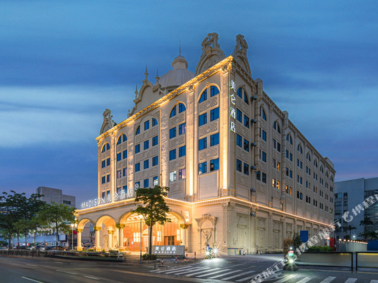 珠海拱北口岸高铁站美仑酒店