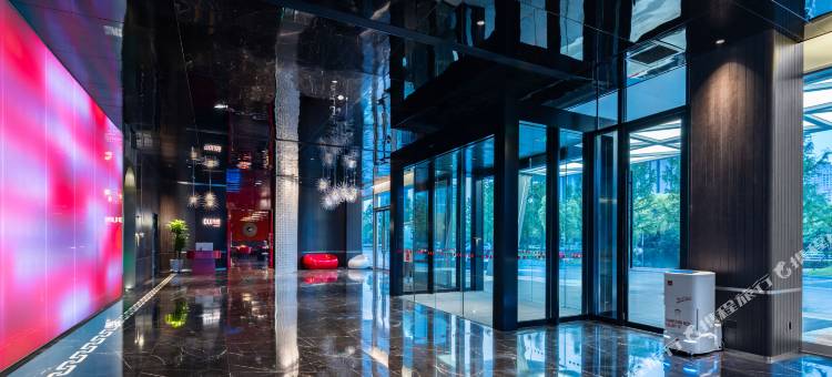 靖江金融中心Radisson RED丽芮酒店图片