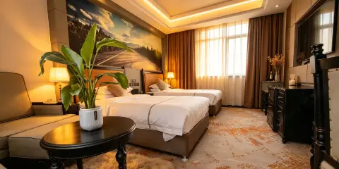 布爾津頤馨精品酒店(中俄老碼頭俄羅斯風情步行街店)