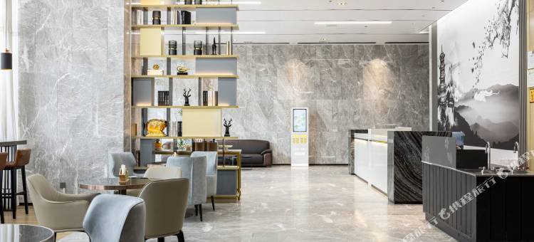 丽橙·悦酒店(武汉宜家竹叶海地铁站店)图片
