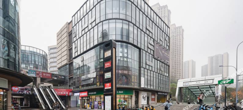 后客智慧酒店(重庆欢乐谷光环购物公园店)图片