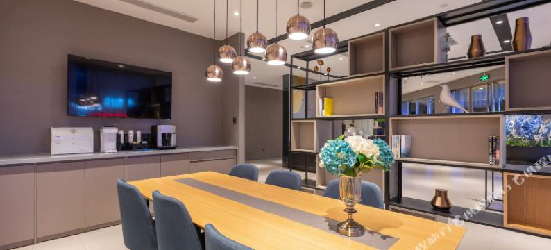 如家旗下UP华驿精选酒店(济南章丘香港街店)图片