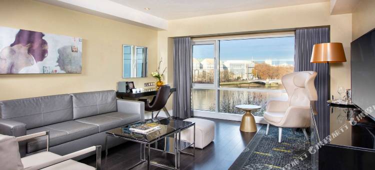 伦敦丽亭滨河酒店(Park Plaza London Riverbank)图片