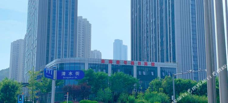 南海壹号假日酒店(大连高新万达广场店)图片