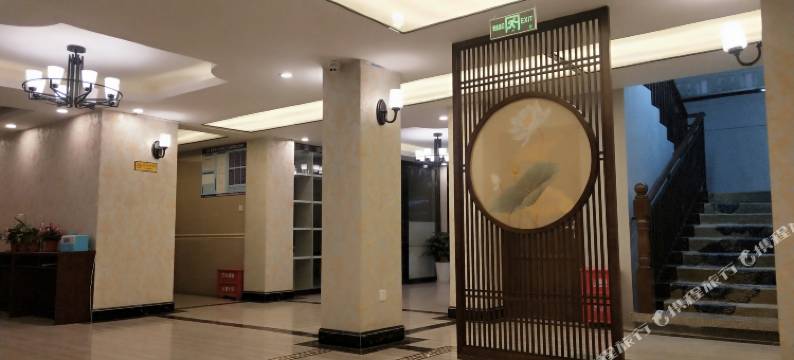 康定嘎西巴商务酒店图片