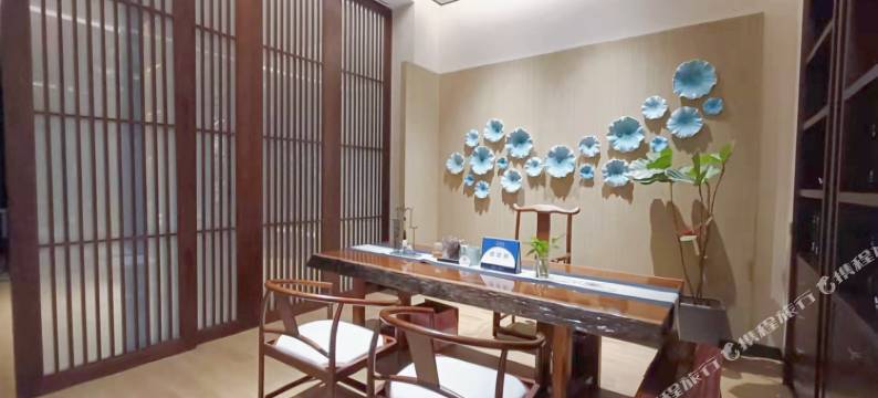 宁悦青橙酒店(慈溪吾悦广场店)图片