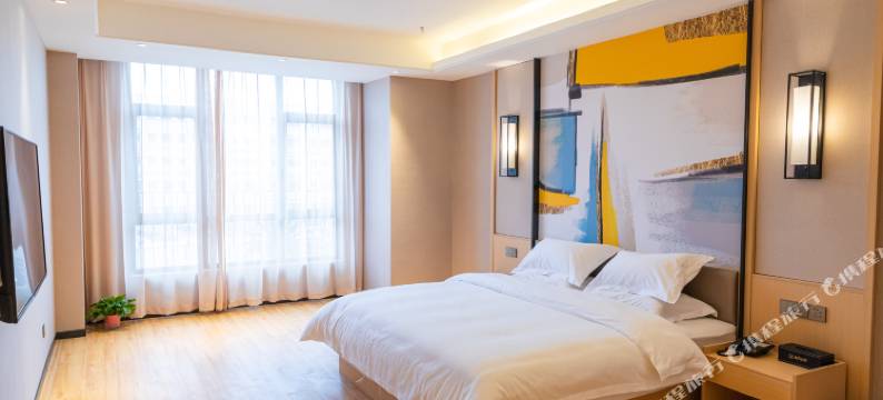 拈花拾蘭·优选酒店(泰兴大梦想城店)图片