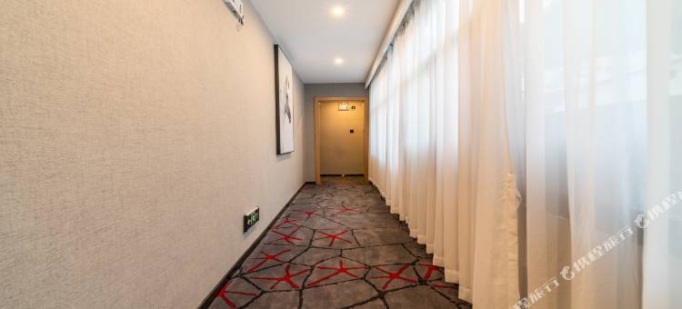 亚悦酒店(商洛柞水锦阳小区店)图片