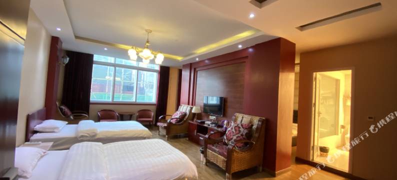 炉霍岗底斯酒店图片