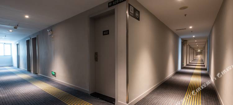 7天酒店(广州百信广场新市墟地铁站店)图片