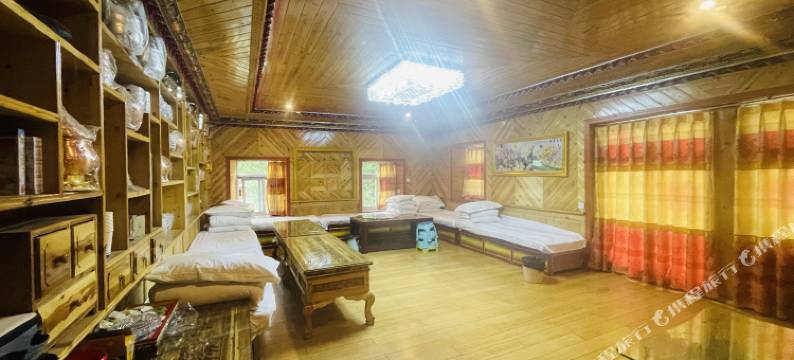 马尔康阿措客栈图片