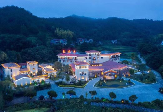 英山玉泰丰酒店（乌云山茶叶公园店）外景图