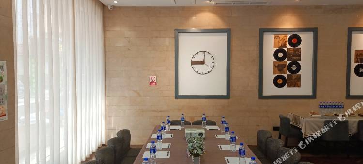 武义皇庭酒店(温泉路美食一条街店)图片