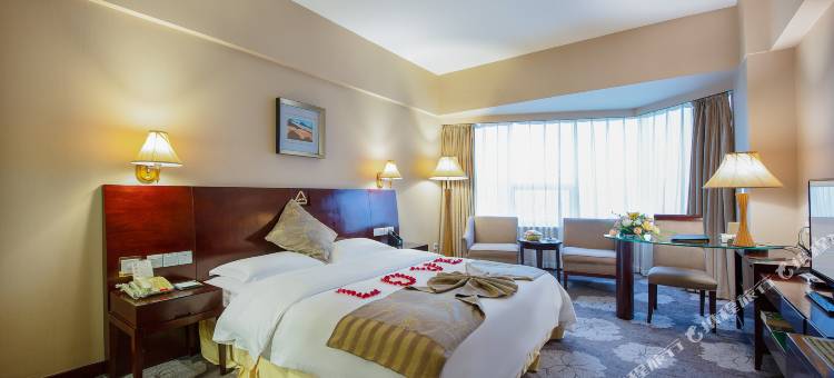 漫湾丽呈酒店(大理高铁站洱海公园店)图片