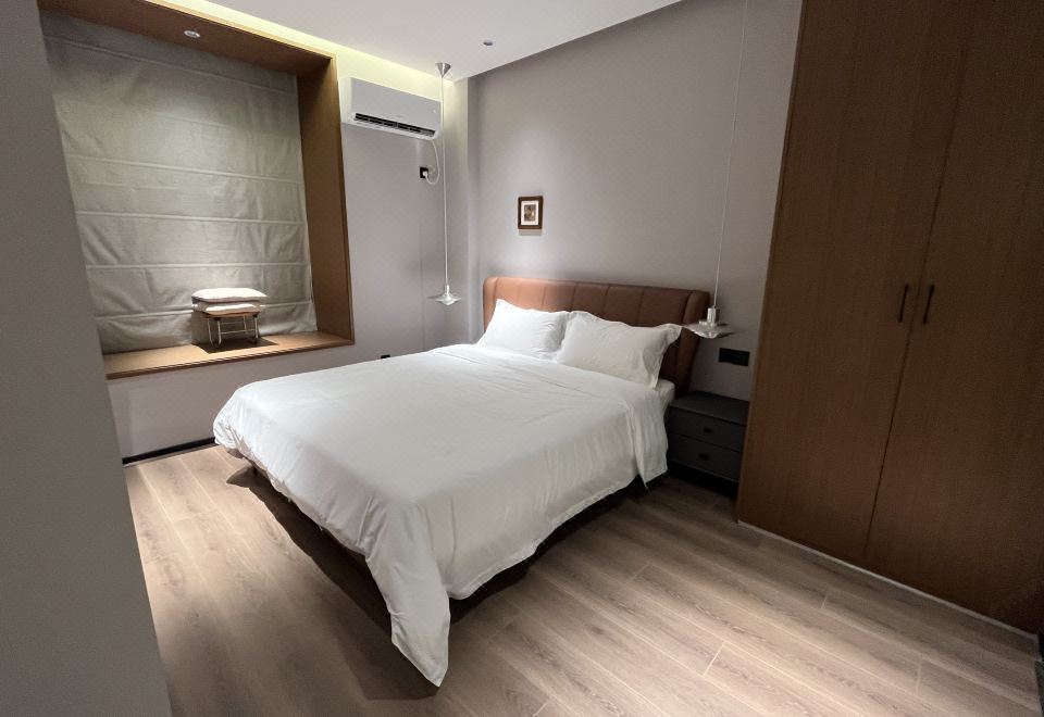 Xiangping Lake Resort Hotel Hotel Overview