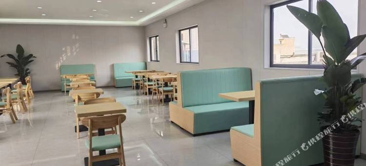 莱咔酒店(咸阳乾县高铁站店)图片