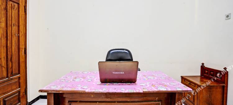 OYO Life 92785 特鲁布斯伊斯兰旅馆(Wisma Trubus Syariah RedPartner Near Rsud Koesma Tuban)图片