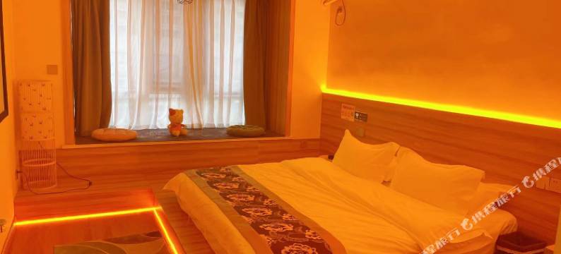 雲漫故里民宿(中钰购物中心店)图片