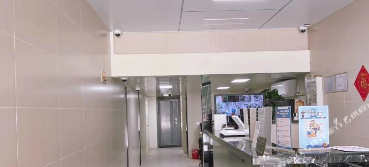 南山居俏居公寓酒店(上海火车站店)图片