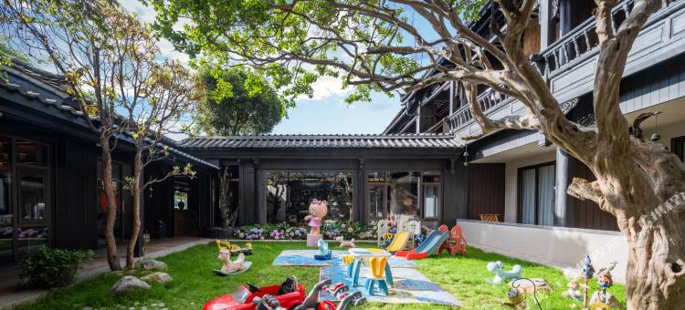 曼辰 Mansion 侘寂美学 · 花园度假酒店 (丽江古城南门木府店)图片