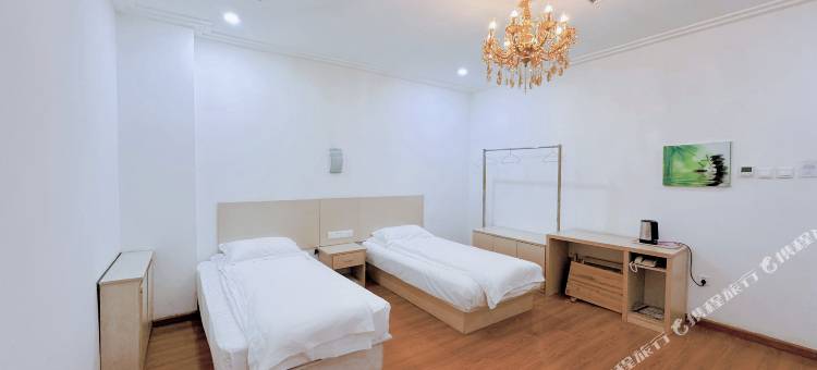 诚瑞宾馆(大石头火车站店)图片