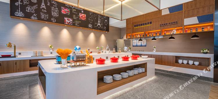 凯里亚德酒店(昆明西山万达广场火车站店)图片