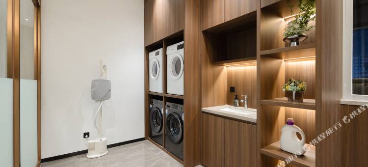 莫林锦尚酒店(南宁朝阳广场地铁站三街两巷店)图片