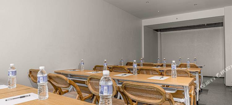 自贡YSEE•悦见设计师酒店(万达店)图片