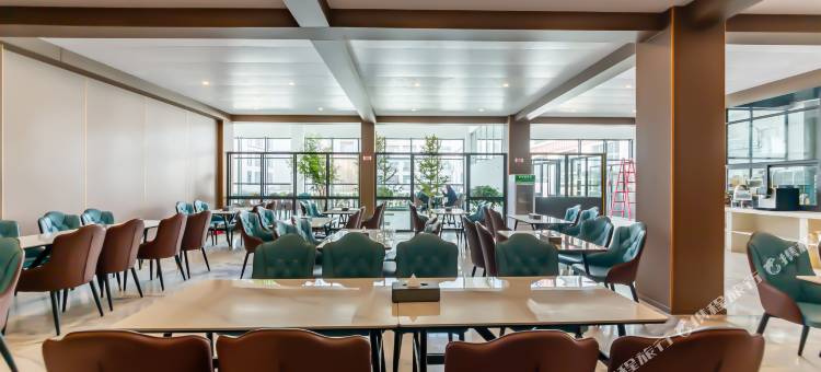 仲巴格萨尔酒店图片