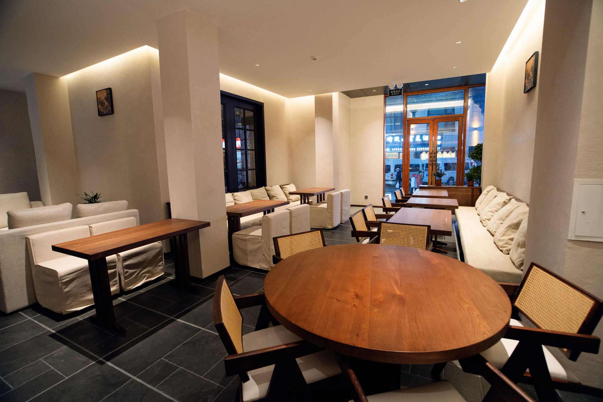 Fengxue Yayuan (Zhufeng Xiaozhen) Hotel Overview