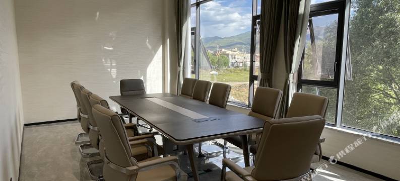 甘孜唐古拉大酒店(白塔公园店)图片