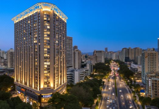 深圳夏日酒店（福田口岸沙尾地铁站店）