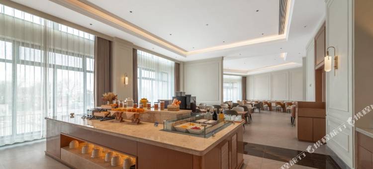 维也纳酒店(海原县西湖公园店)图片