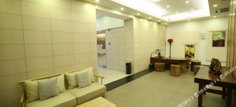 汉庭酒店(上海静安寺地铁站店)图片