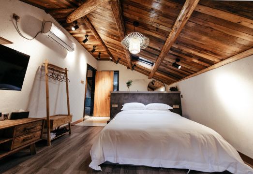 Tongpoqiao No. 7 Guesthouse Hotel Overview