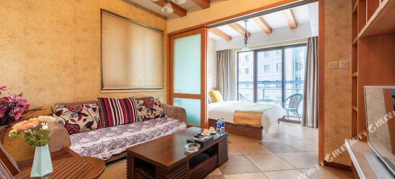 成都水晶名仕阁国际公寓图片