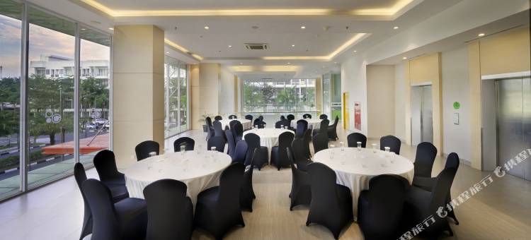 巴淡港湾Zest酒店(Zest Hotel Harbour Bay Batam)图片