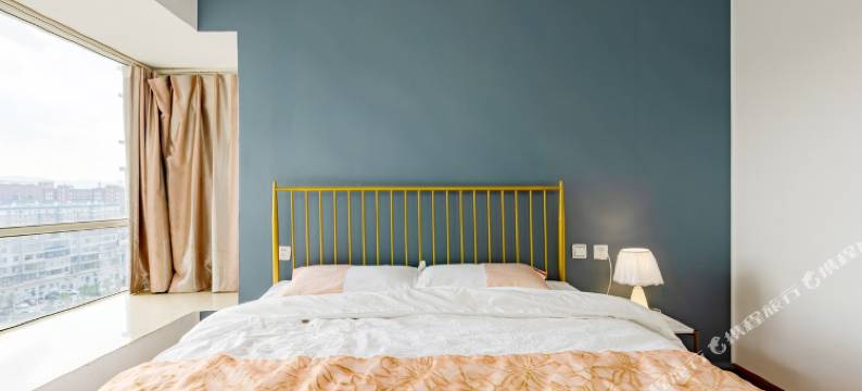 曲靖君悦民宿.欧式豪华套房三居室(4号店)图片