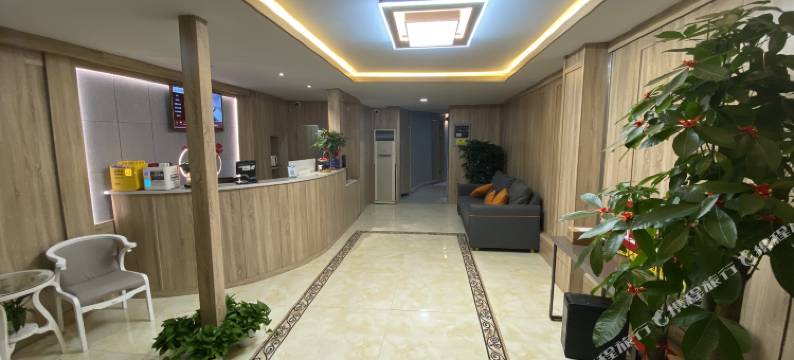 乾鑫假日酒店(上海静安大融城店)图片