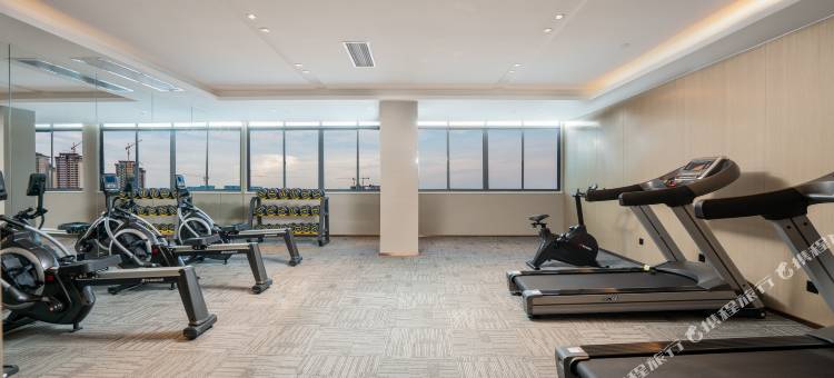 保山青华海观景酒店(青华大厦店)图片