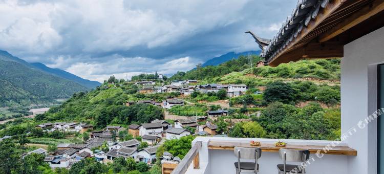 滇藏秘境·茶马道三谷水山居图片
