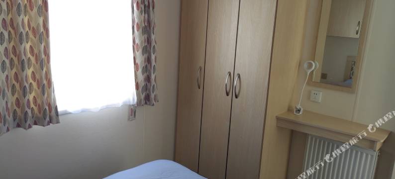 尼玛琼宗湖景驿站图片