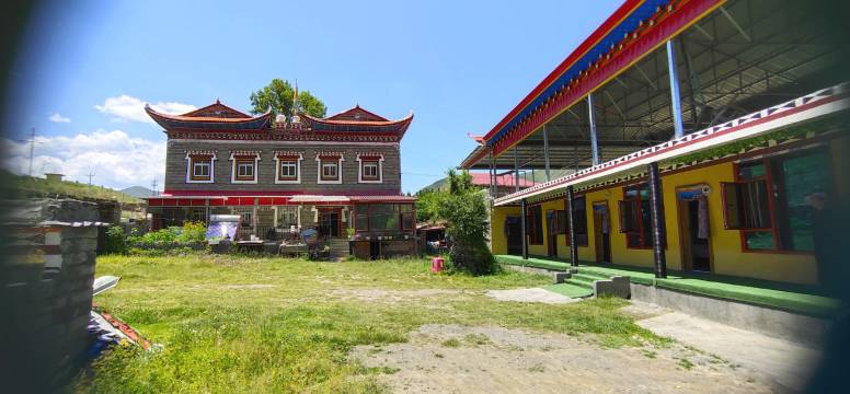 新都桥吉安民宿