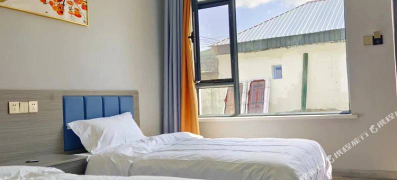 百里画廊唐布拉草原欢驿栖息馆图片