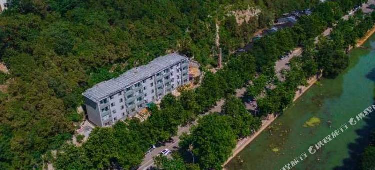 半山居精品民宿(淄博红叶柿岩店)图片