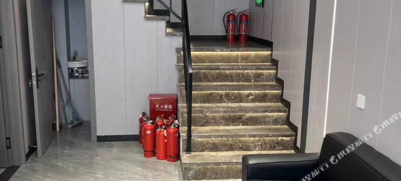 向日葵电竞电影酒店图片